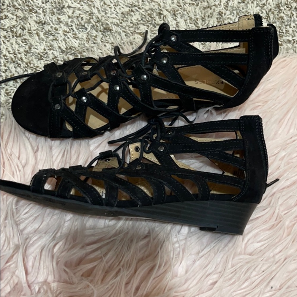 Sandals - Picture 4 of 4